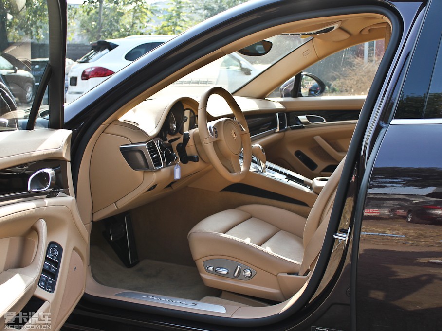 2012Panamera Turbo S 4.8T