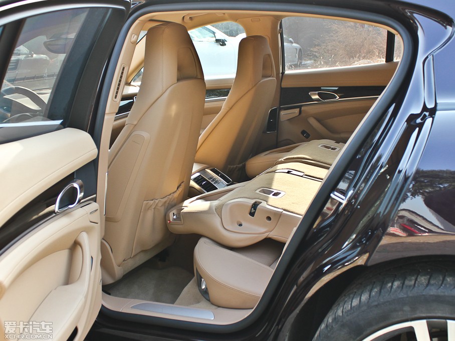 2012Panamera Turbo S 4.8T