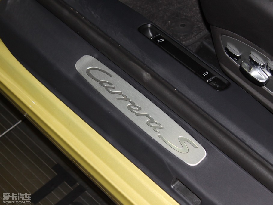 2012r(sh)911 Carrera S