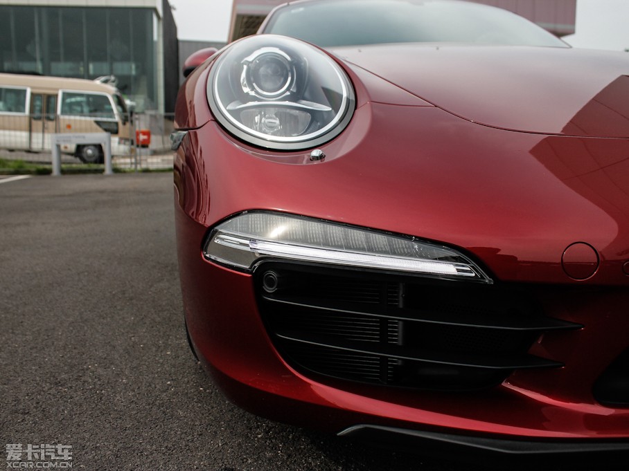 2012r(sh)911 Carrera S