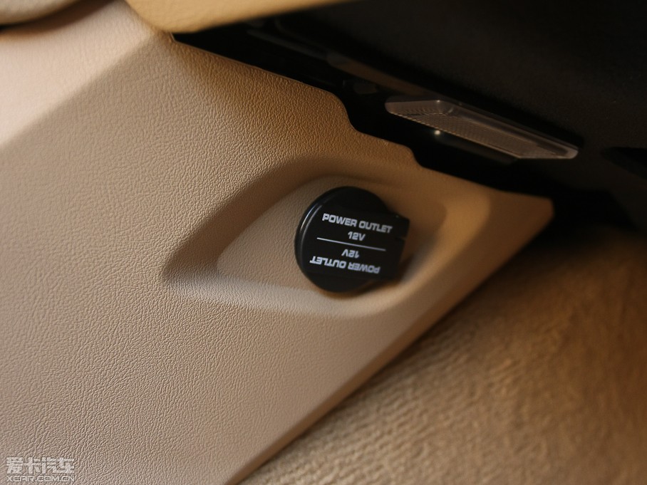 2012r(sh)911 Carrera Cabriolet