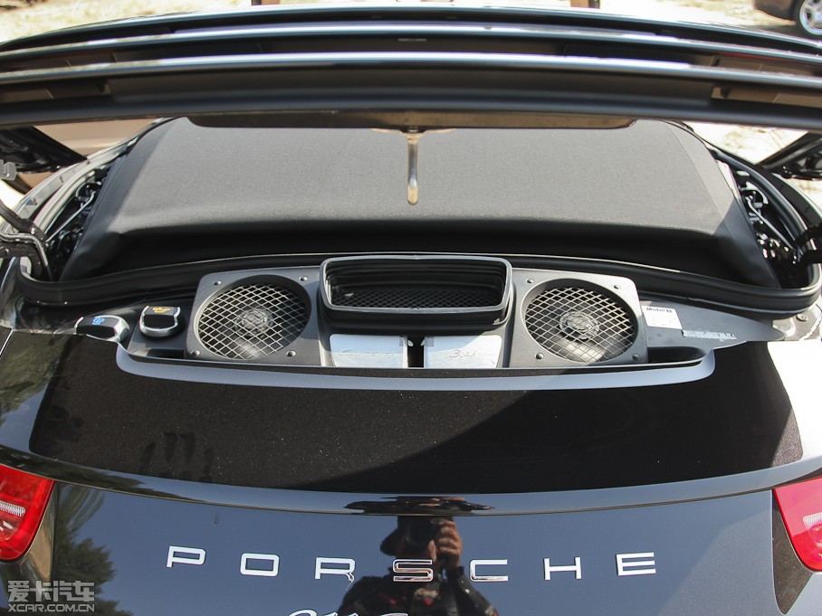 2012r(sh)911 Carrera Cabriolet