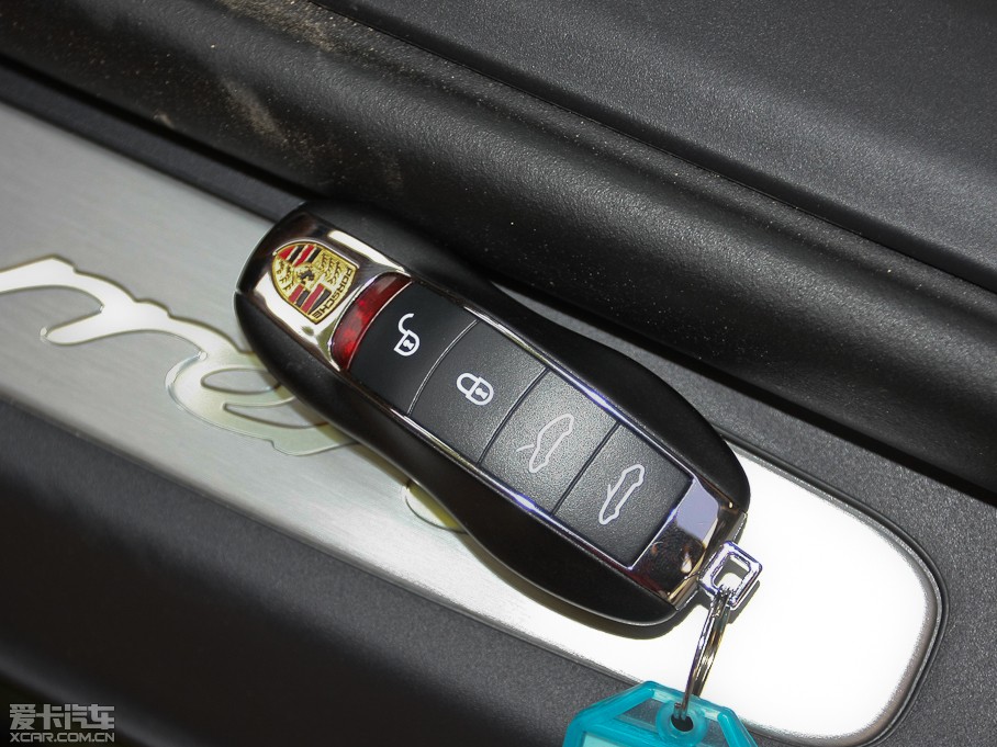 2012r(sh)911 Carrera Cabriolet