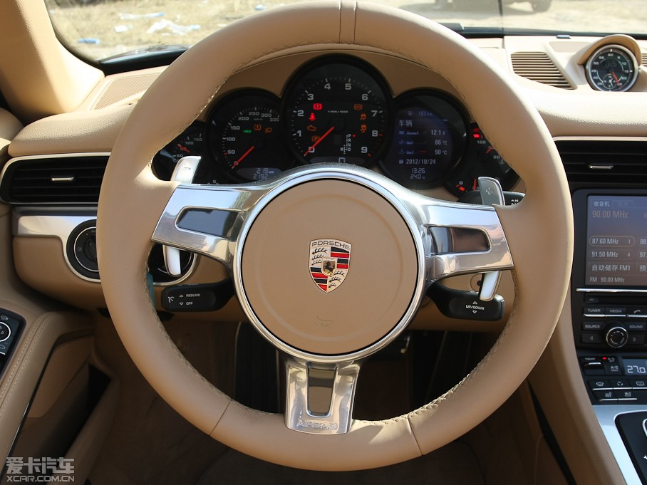 2012r(sh)911 Carrera Cabriolet