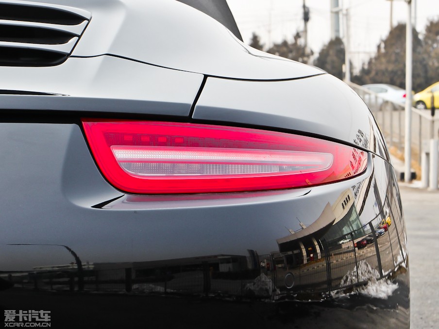 2012r(sh)911 Carrera Cabriolet