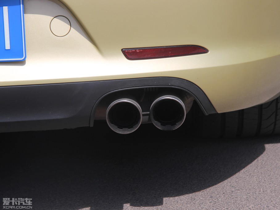 2012r(sh)911 Carrera