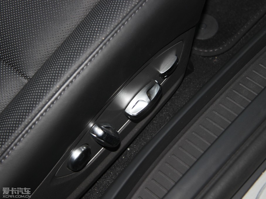 2012r(sh)911 Carrera