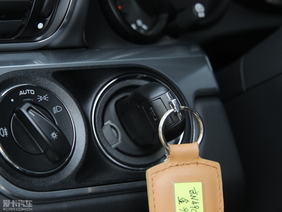 2012r(sh)911 Carrera