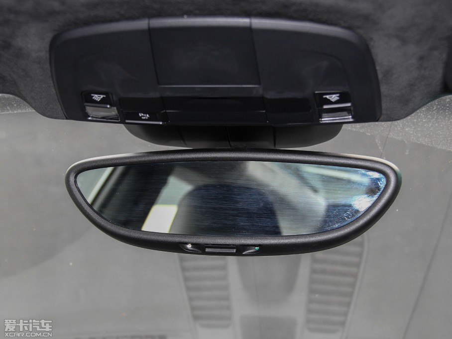 2012r(sh)911 Carrera S