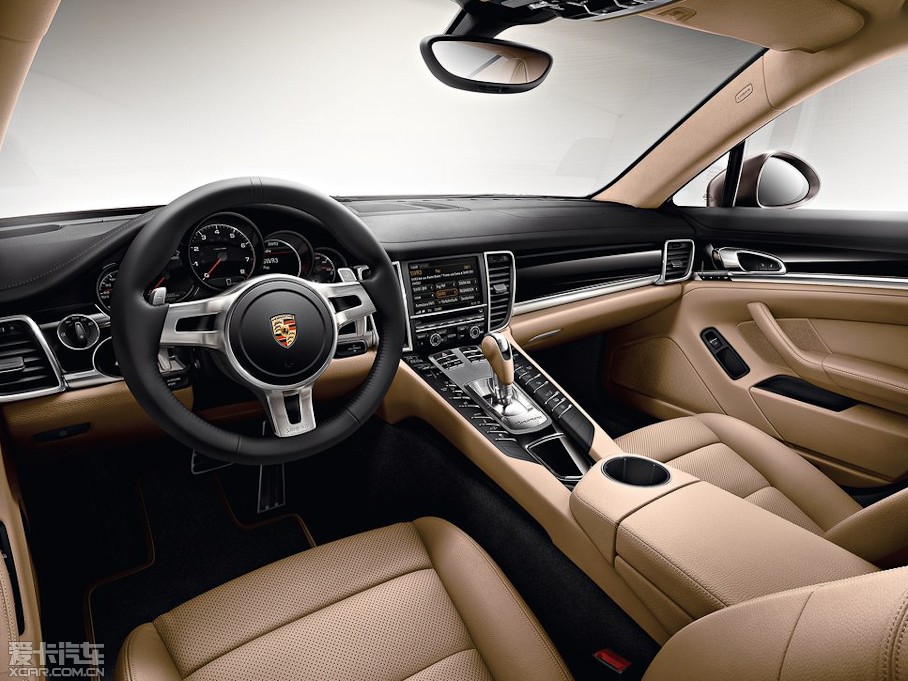 2013Panamera Platinum Edition