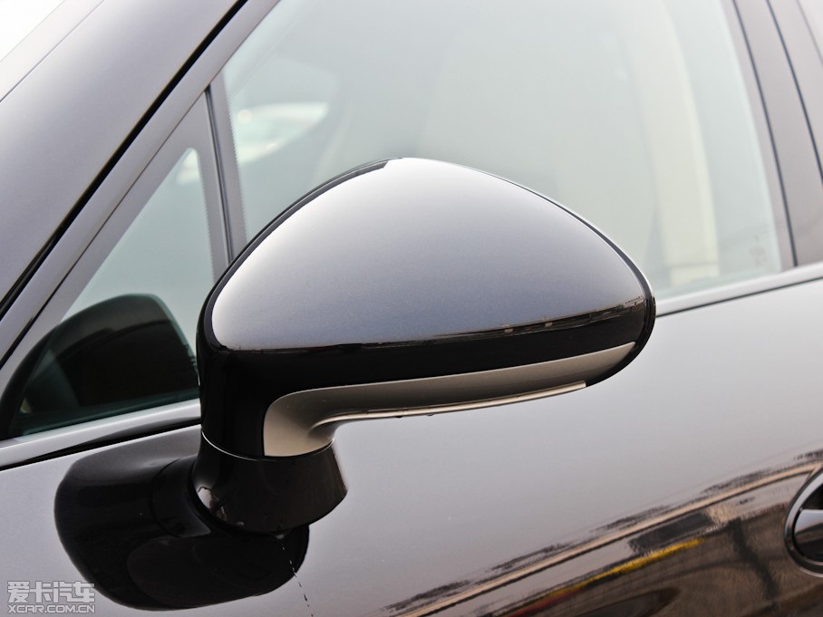 2013Panamera 4 Platinum Edition