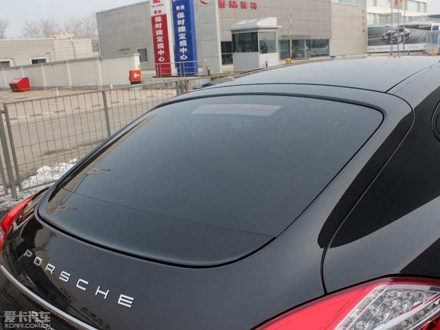 2013Panamera 4 Platinum Edition