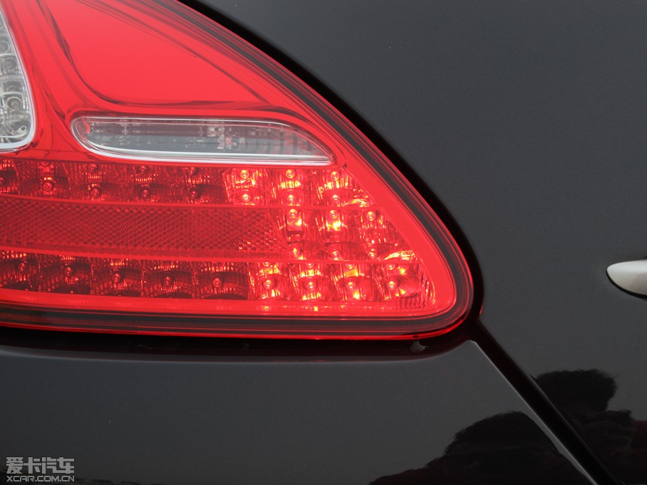 2013Panamera 4 Platinum Edition