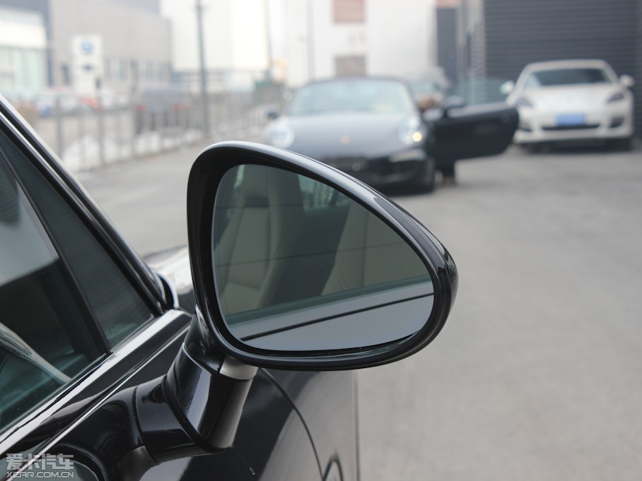 2013Panamera 4 Platinum Edition