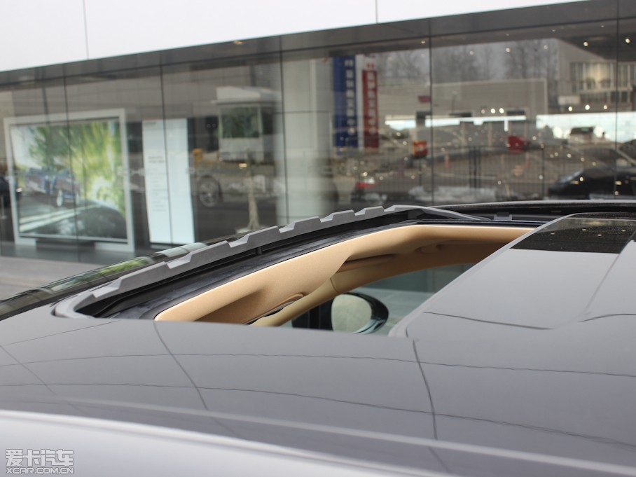 2013Panamera 4 Platinum Edition