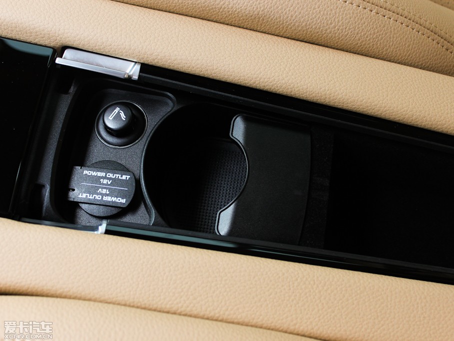 2013Panamera 4 Platinum Edition