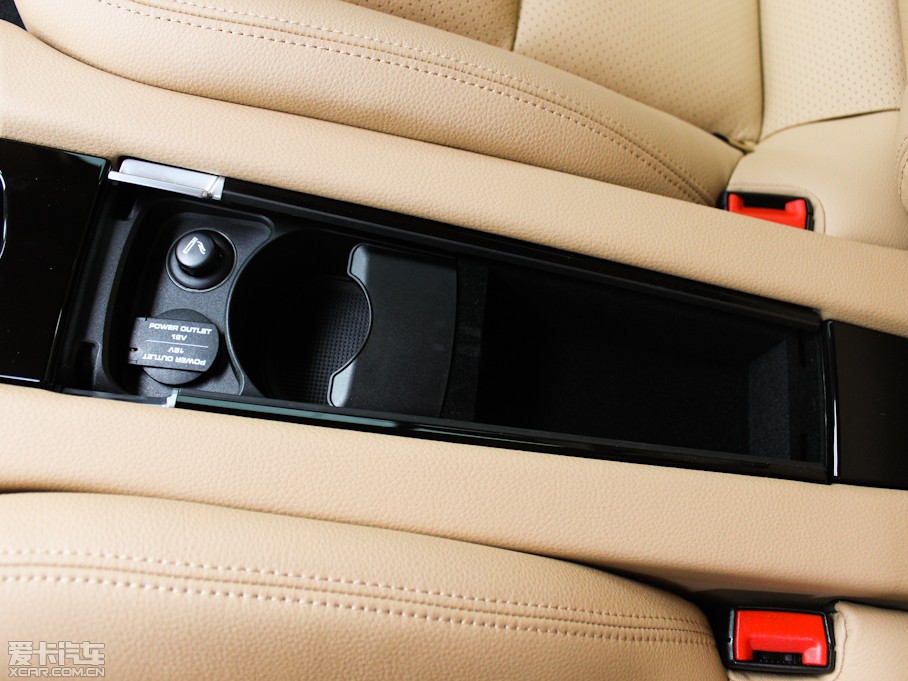 2013Panamera 4 Platinum Edition