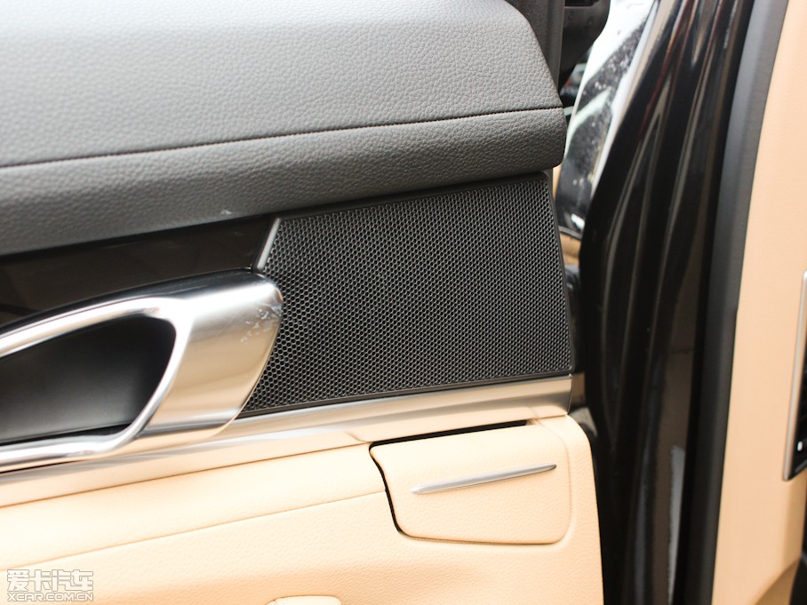 2013Panamera 4 Platinum Edition