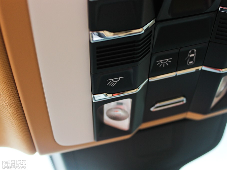 2013Panamera 4 Platinum Edition