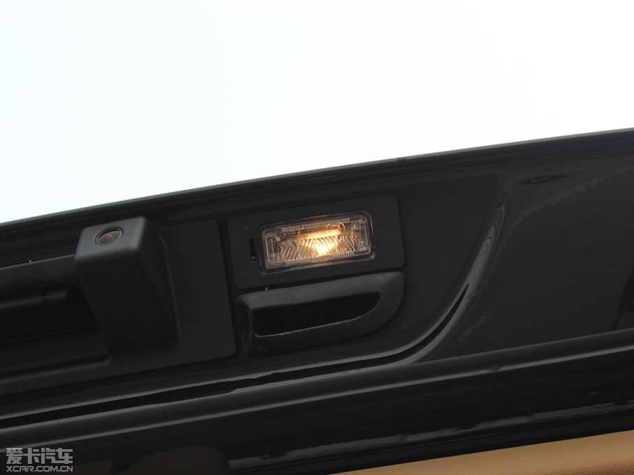 2013Panamera 4 Platinum Edition