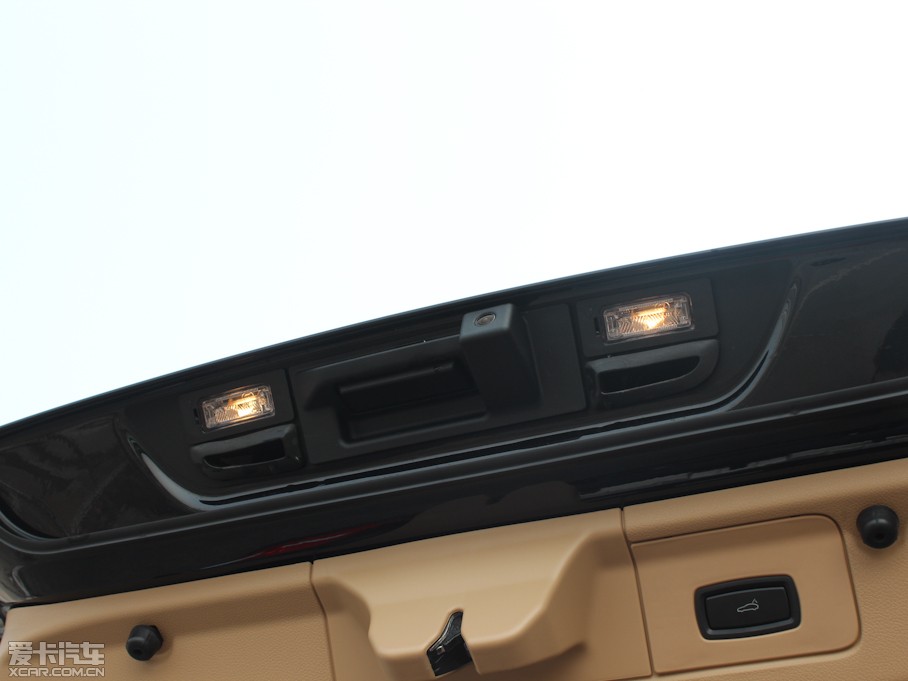 2013Panamera 4 Platinum Edition