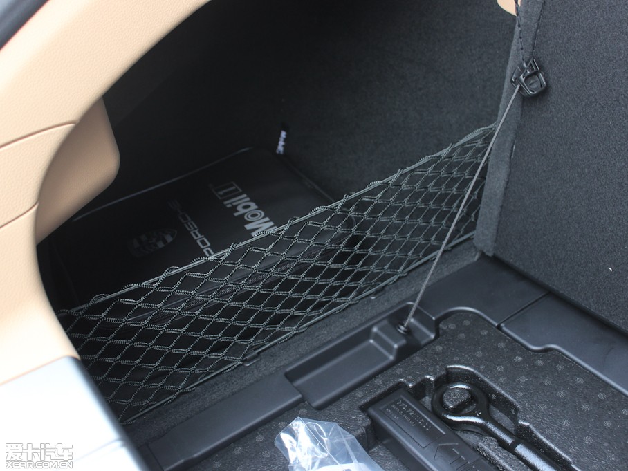 2013Panamera 4 Platinum Edition