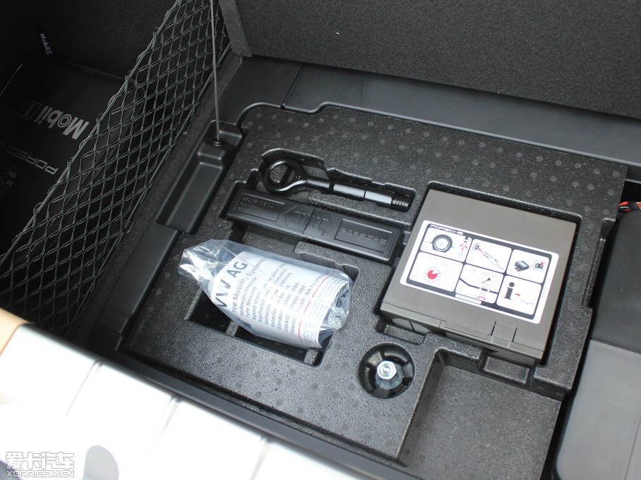 2013Panamera 4 Platinum Edition