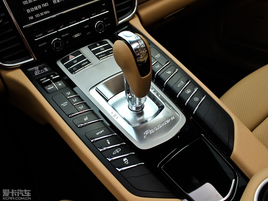 2013Panamera 4 Platinum Edition