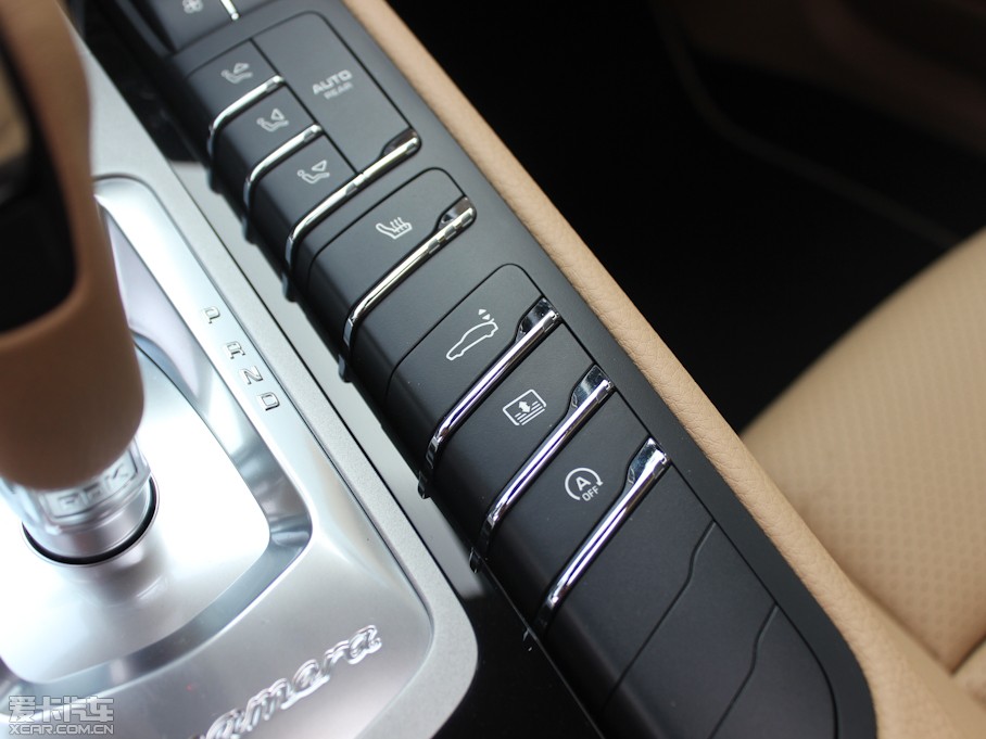 2013Panamera 4 Platinum Edition