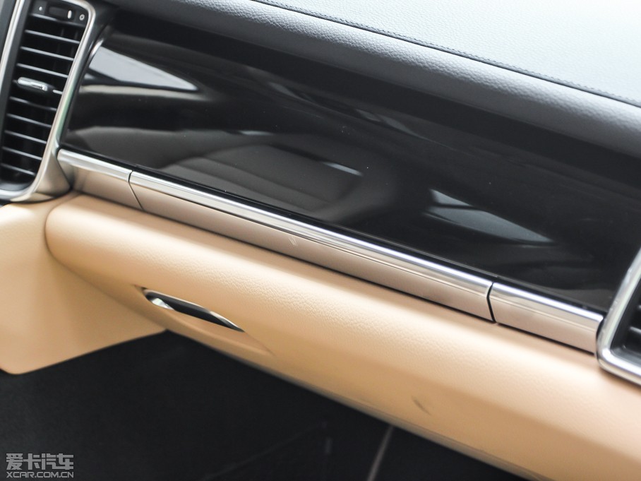 2013Panamera Platinum Edition