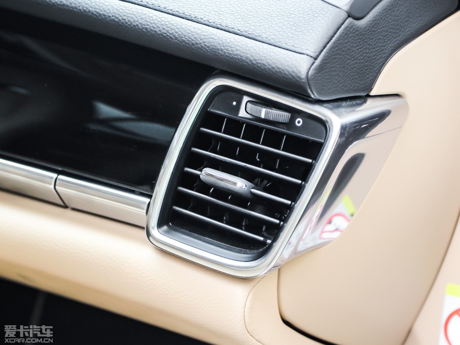 2013Panamera Platinum Edition