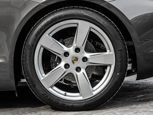 2013款2.7L 轮圈