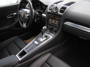 2013款2.7L 中控台