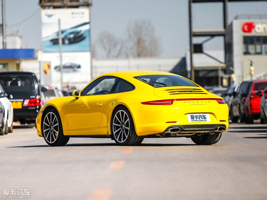 2013r911 Carrera 4