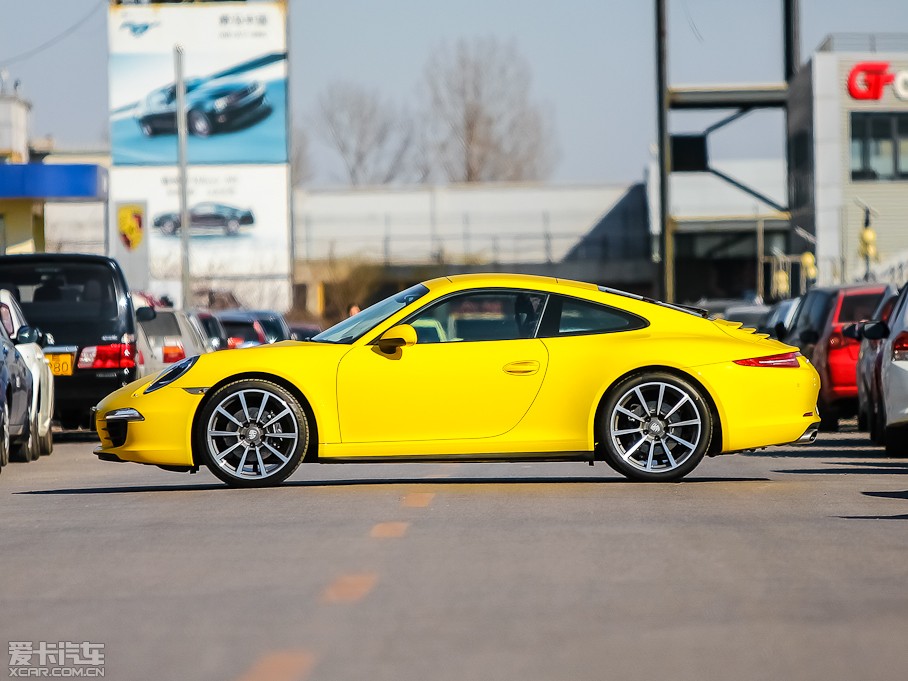 2013r911 Carrera 4