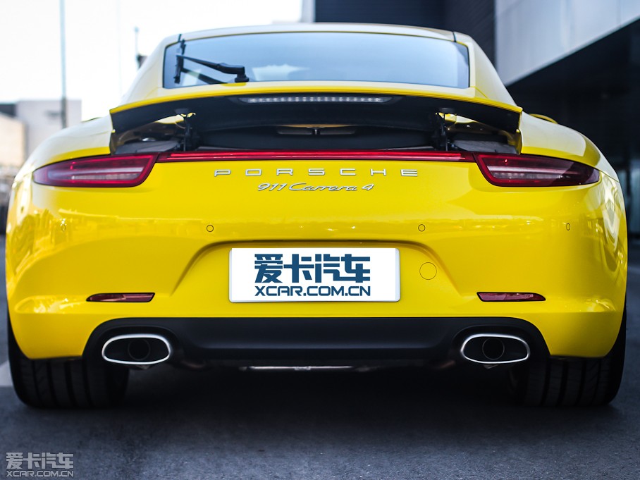 2013r911 Carrera 4