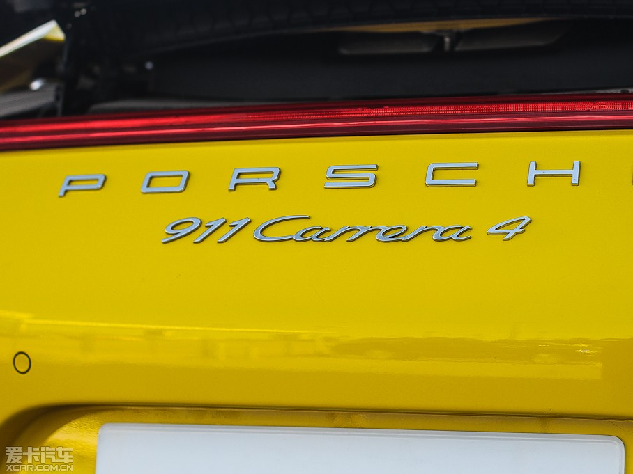 2013r911 Carrera 4