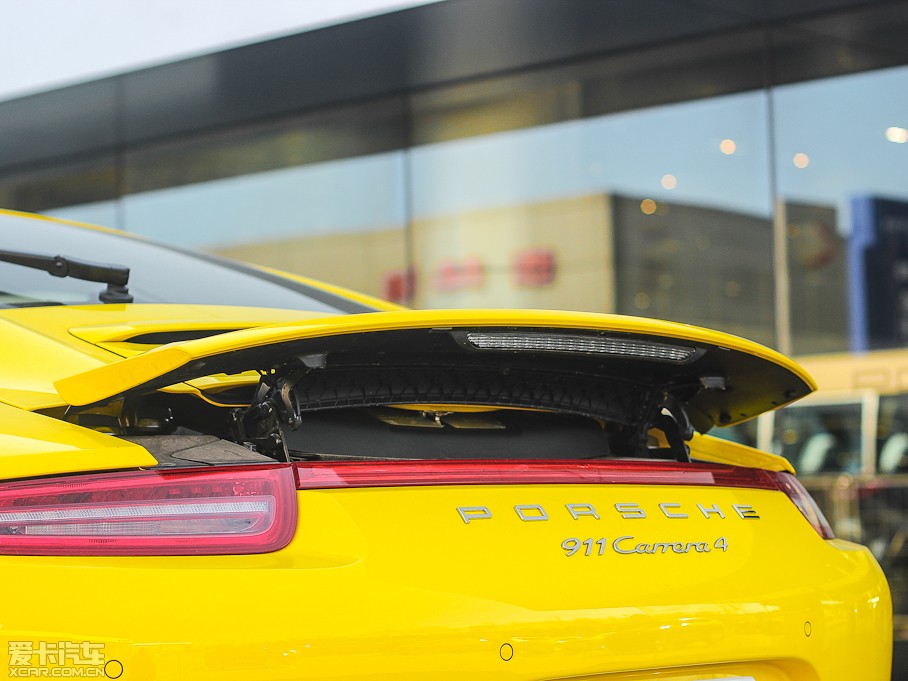 2013r911 Carrera 4