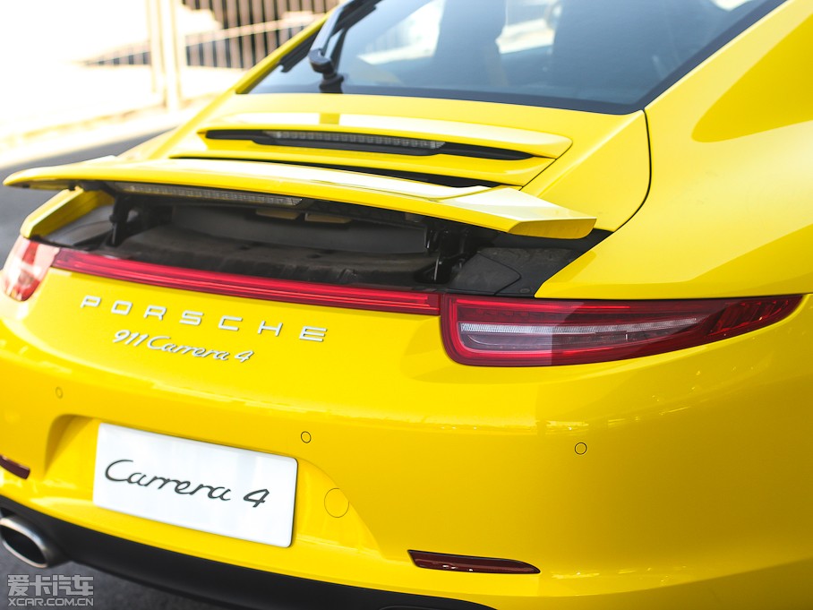 2013r(sh)911 Carrera 4