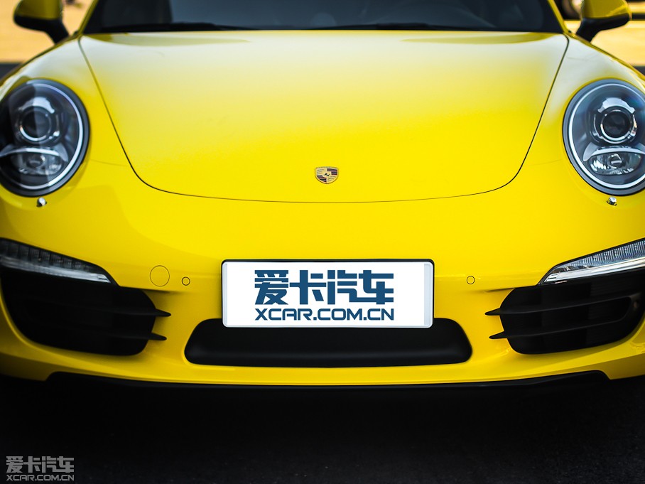 2013r911 Carrera 4