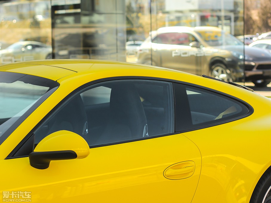 2013r911 Carrera 4