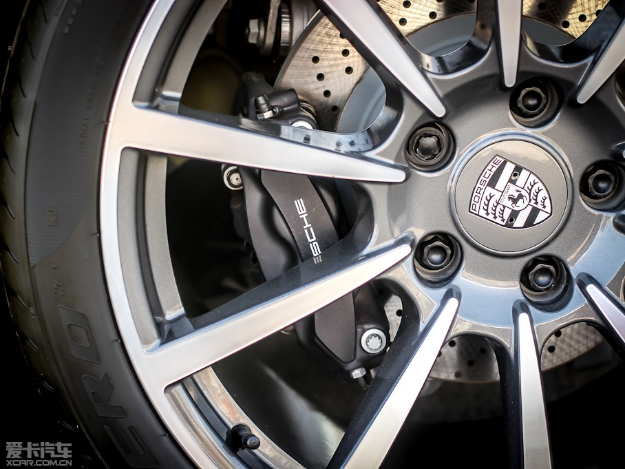 2013r911 Carrera 4