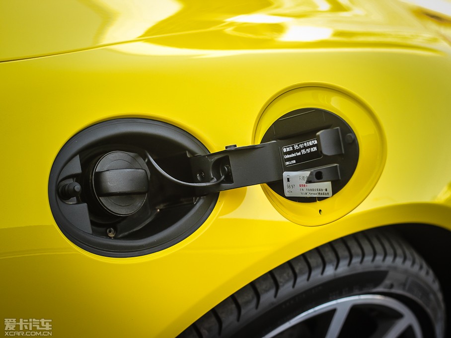 2013r911 Carrera 4