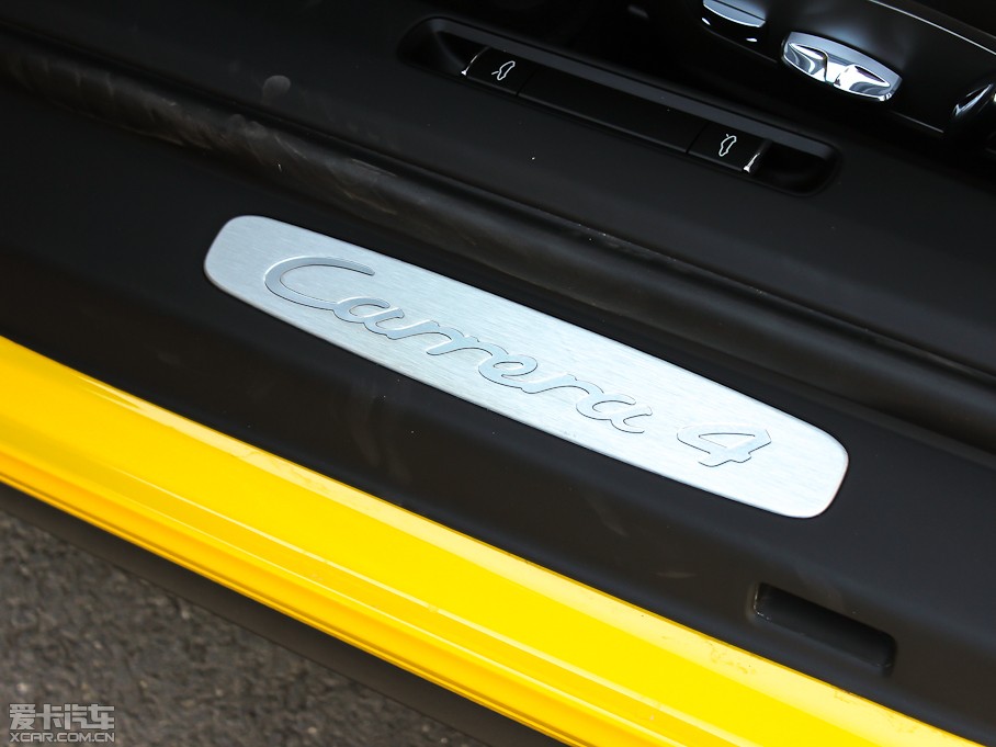 2013r911 Carrera 4