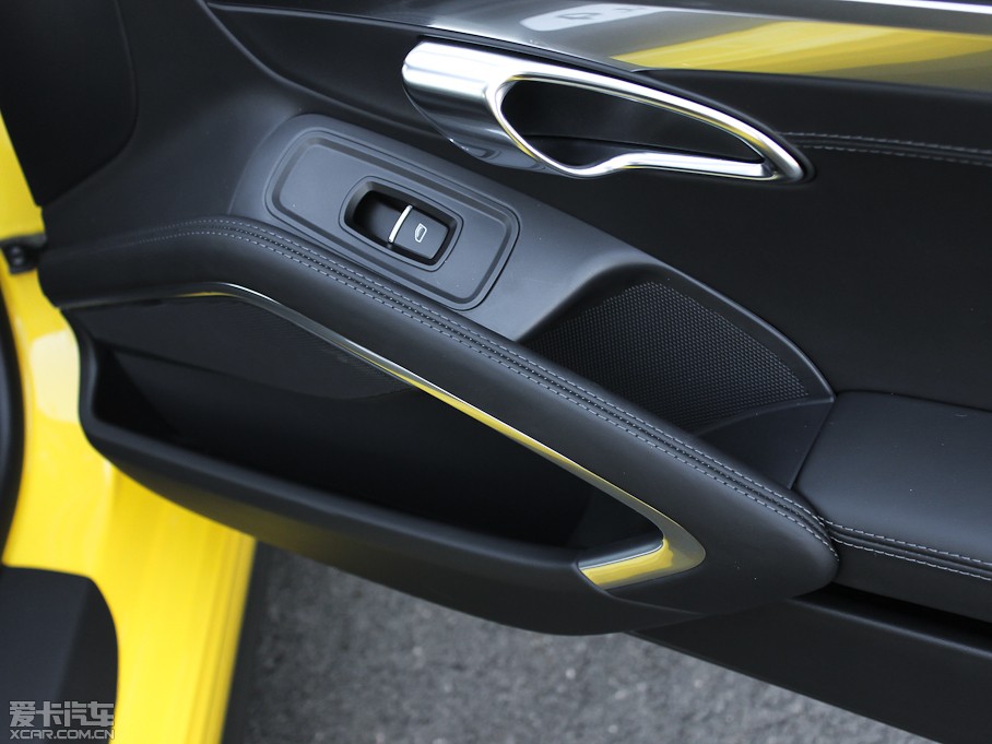 2013r911 Carrera 4