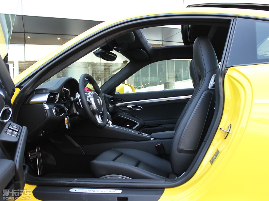 2013r911 Carrera 4