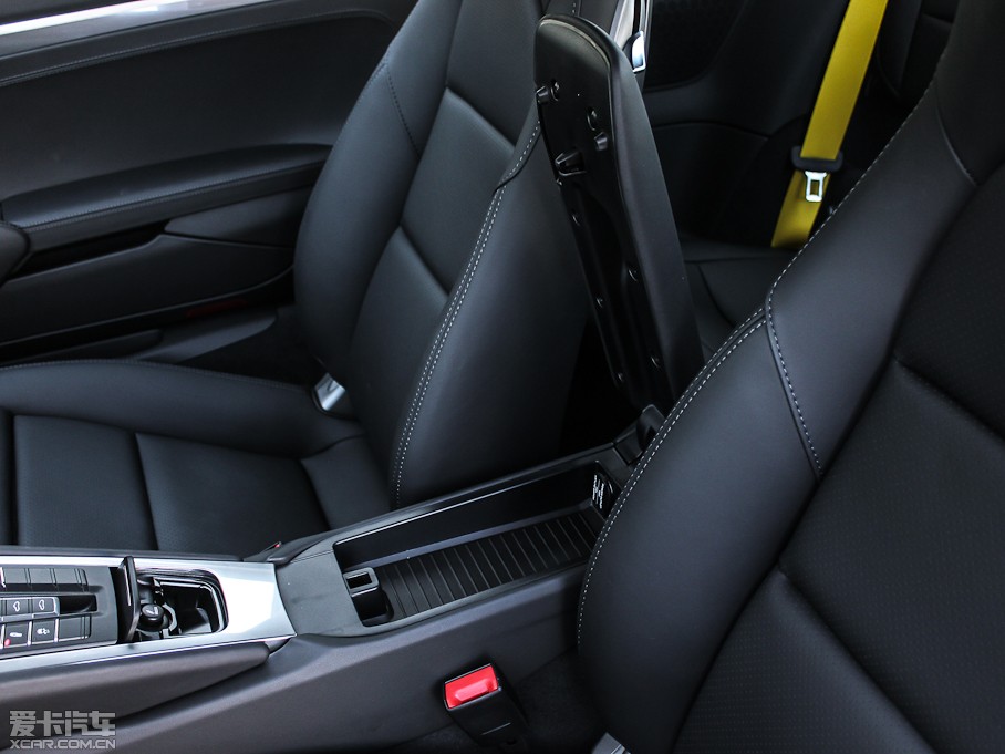 2013r911 Carrera 4