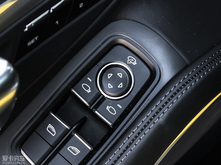 2013��r��911 Carrera 4