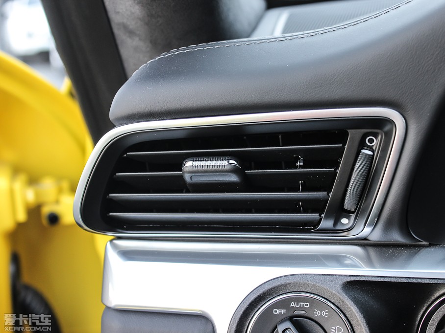 2013r911 Carrera 4