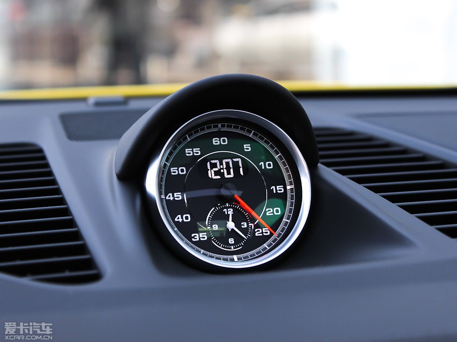 2013r911 Carrera 4